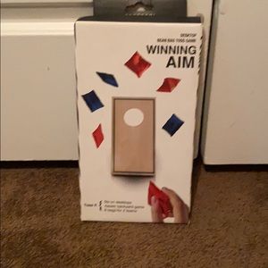 Desktop bean bag toss